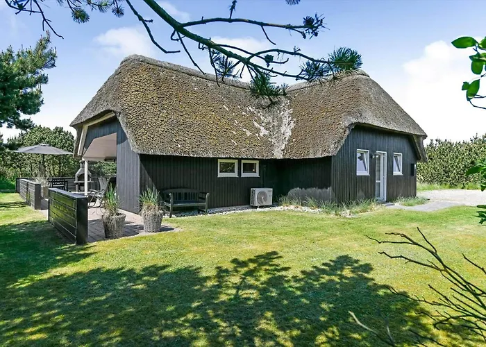 Bv373-blavand-per-knoldsvej-3-a بيت للعطل